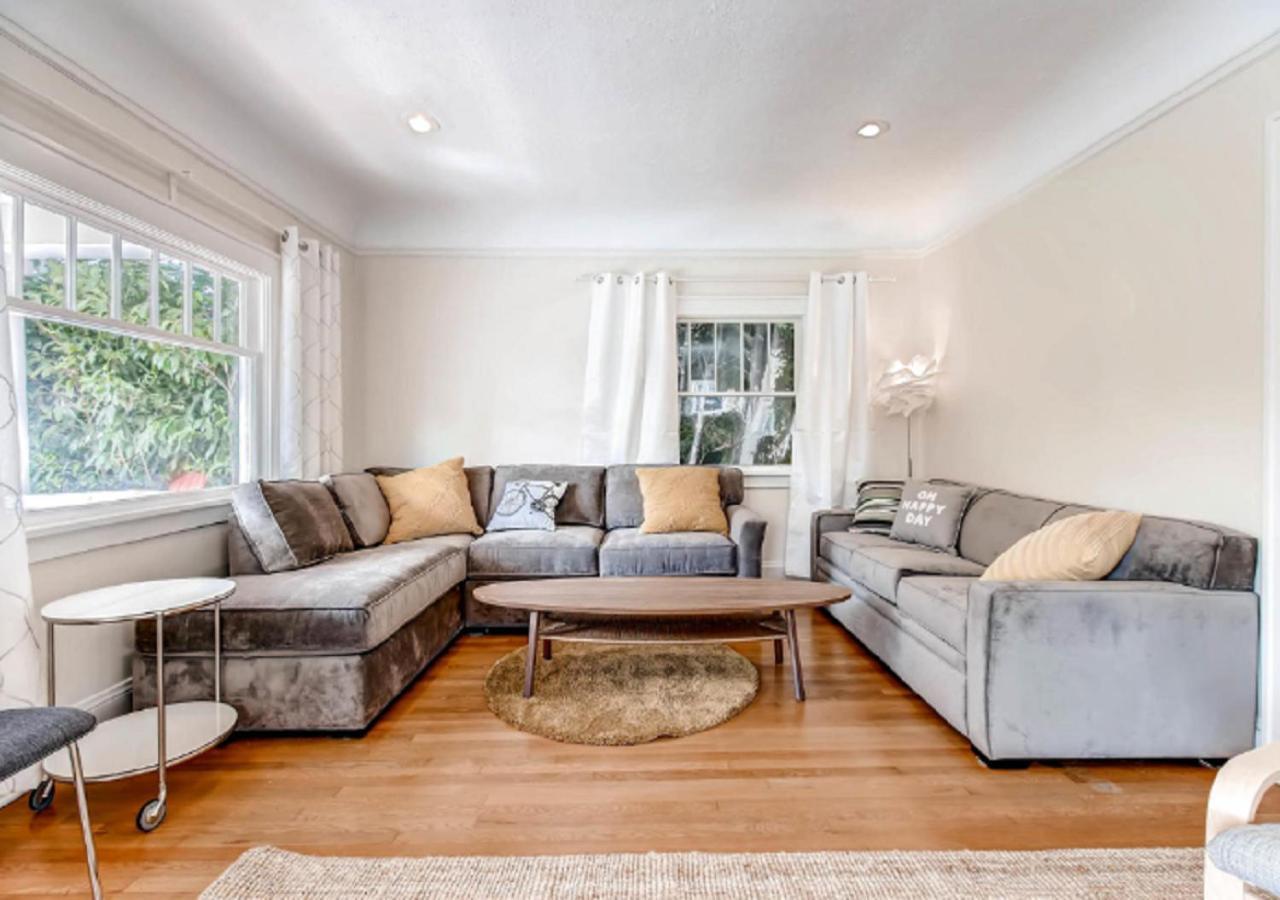 30 Day+ Craftsman; Stroll 2 Food & Downtown! Holiday home