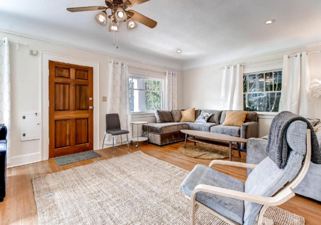 30 Day+ Craftsman; Stroll 2 Food & Downtown! Holiday home *