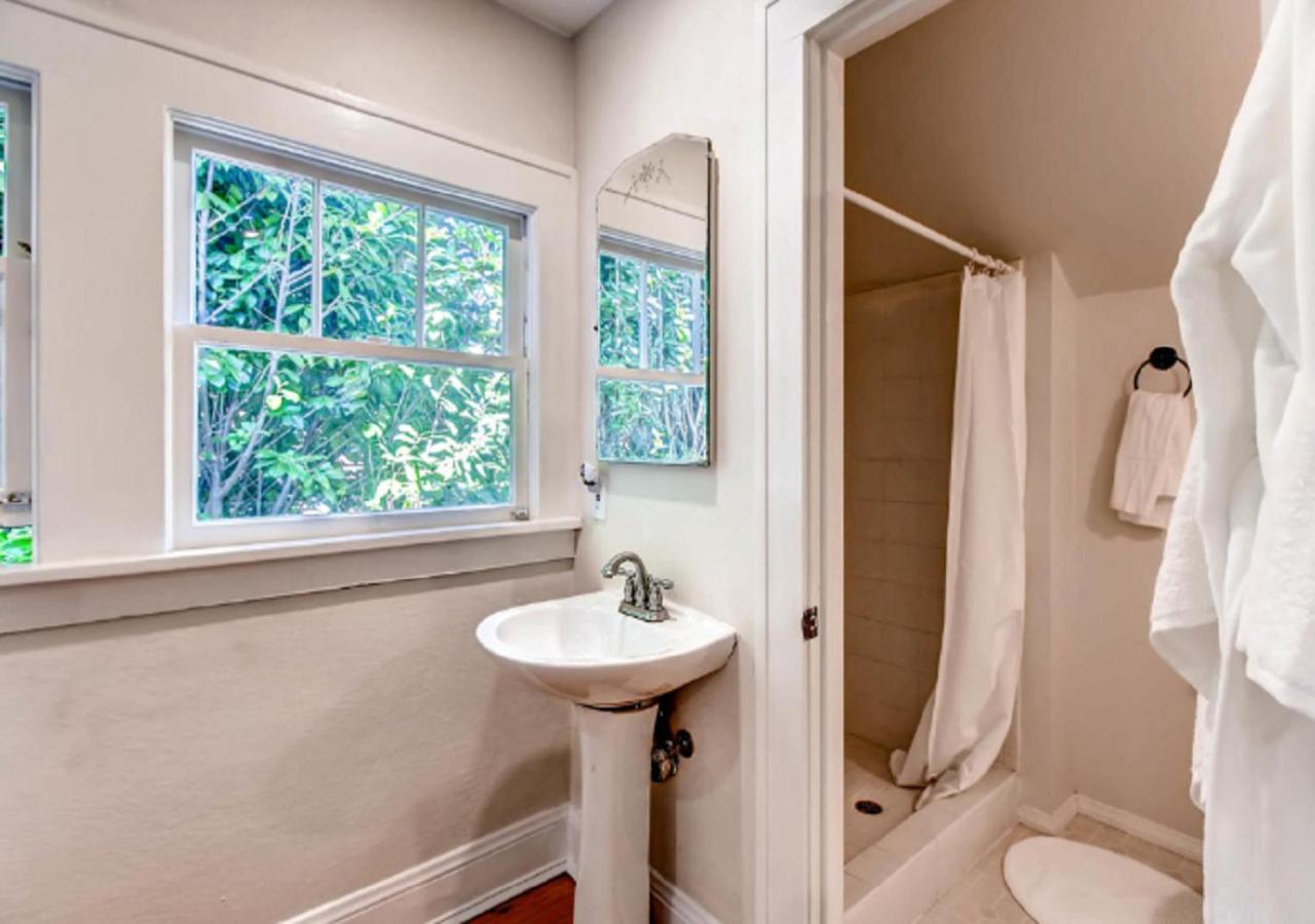30 Day+ Craftsman; Stroll 2 Food & Downtown! Holiday home Portland